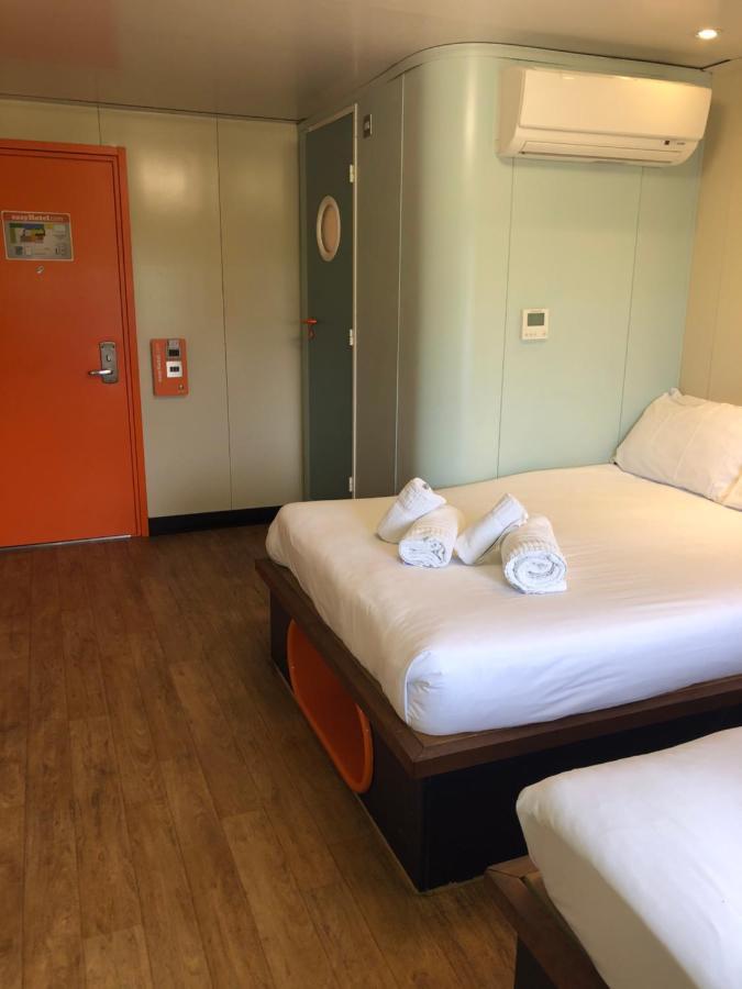 Easyhotel London Heathrow Hotel